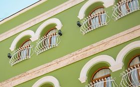 Riviera Boutique Hotel-City Center
